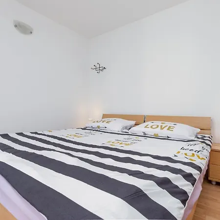 Sanja B4+1 Apartman