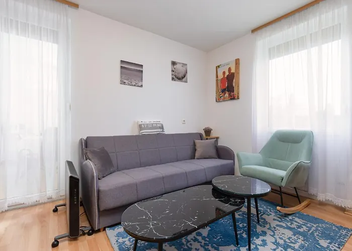 Sanja B4+1 * 포레치